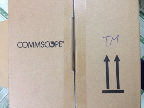 Dây cáp mạng Commscope.AMP Cat5 UTP 8 sợi đồng 24AWG, Solid, CM, 305m, White